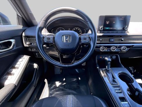 Used 2023 Honda Civic Sport image 5