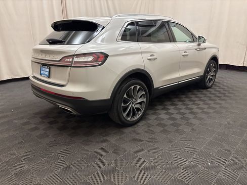 Used 2021 Lincoln Nautilus Reserve image 5