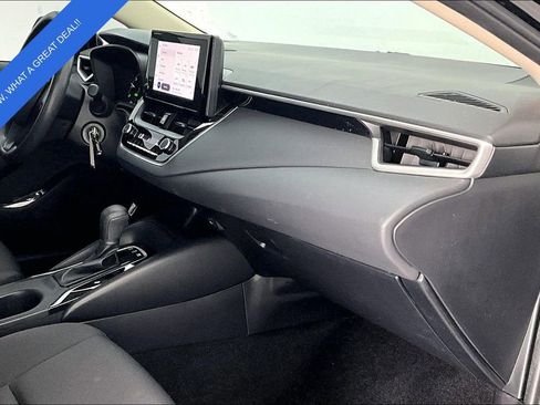 Used 2023 Toyota Corolla LE image 22
