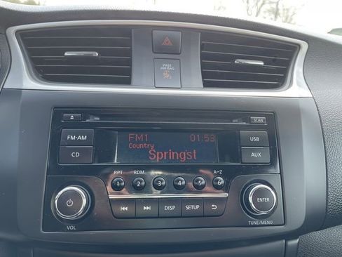 Used 2017 Nissan Sentra S image 17