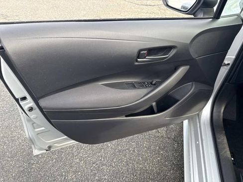 Used 2023 Toyota Corolla LE image 16