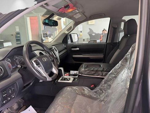 Used 2017 Toyota Tundra SR5 w/ TRD Off Road Package AWD/4WD image 7