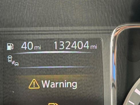 Used 2017 Nissan Titan SL AWD/4WD image 20
