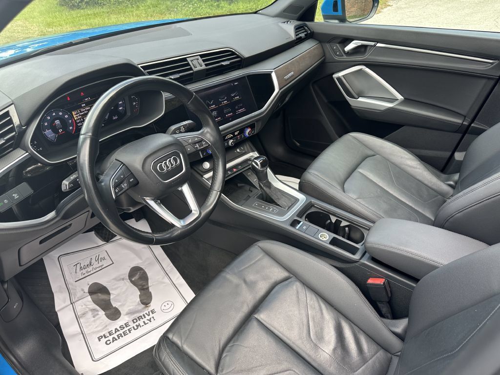 Used 2019 Audi Q3 2.0T Premium Plus w/ Premium Plus Package AWD/4WD image 8