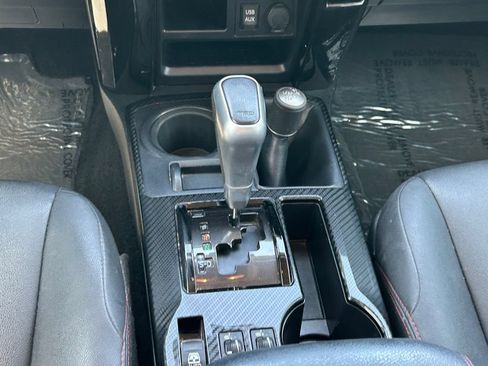 Used 2018 Toyota 4Runner TRD Off-Road Premium AWD/4WD image 22