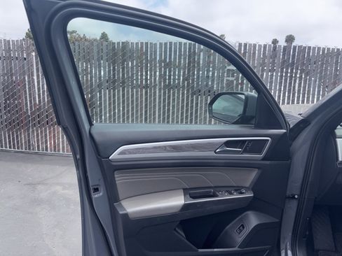 Used 2023 Volkswagen Atlas Cross Sport SE w/ Black Wheel Package image 6