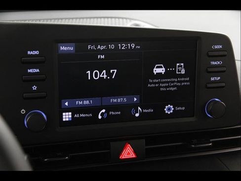 Certified 2025 Hyundai Elantra Sport image 10