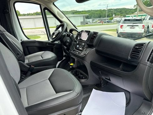 Used 2025 RAM ProMaster 2500 w/ Convenience Group FWD image 44