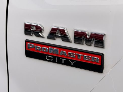 Used 2019 RAM ProMaster City Tradesman image 11
