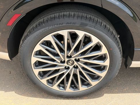 New 2026 Hyundai Palisade Calligraphy FWD image 18