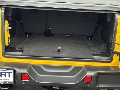 Used 2021 Jeep Wrangler Unlimited Sport image 17