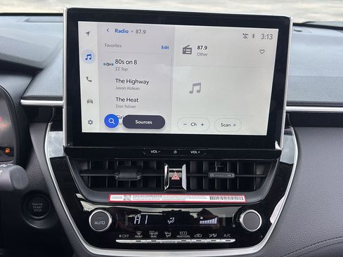 New 2026 Toyota Corolla Cross LE AWD/4WD image 27