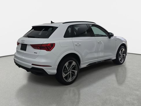 New 2025 Audi Q3 2.0T Premium image 5