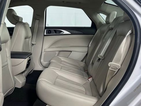 Used 2019 Lincoln MKZ Reserve image 23