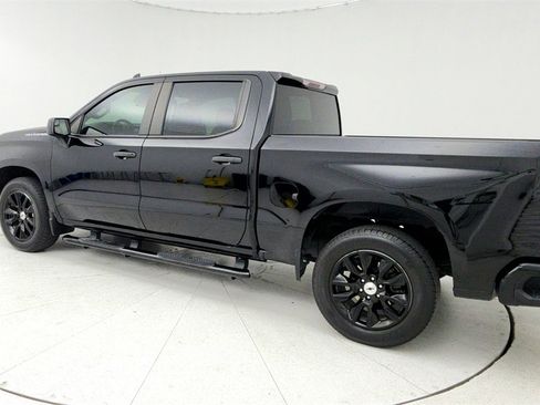 Used 2023 Chevrolet Silverado 1500 Custom image 4