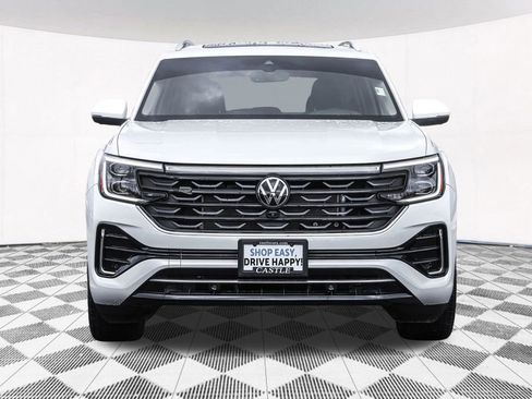 Used 2024 Volkswagen Atlas SEL Premium R-Line image 10