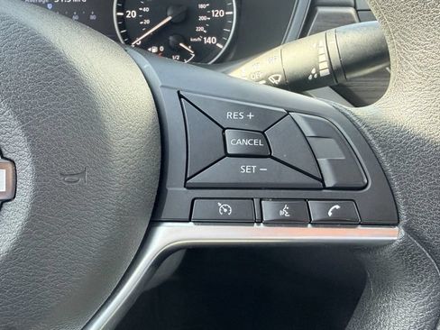 Used 2025 Nissan Altima 2.5 SV FWD image 20