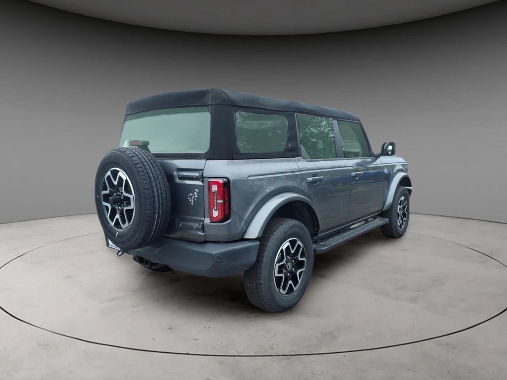 New 2024 Ford Bronco Outer Banks AWD/4WD image 8