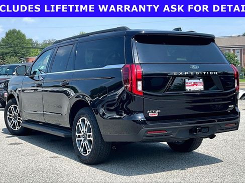 Used 2025 Ford Expedition Max Active AWD/4WD image 9