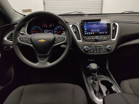 Used 2023 Chevrolet Malibu LT FWD image 22