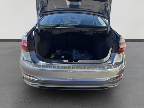 New 2026 Volkswagen Jetta SE image 7