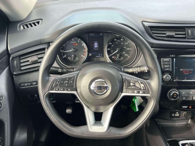 Used 2019 Nissan Rogue S AWD/4WD image 16