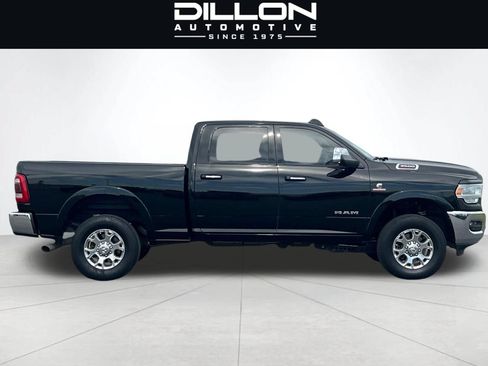Used 2022 RAM 3500 Laramie AWD/4WD image 4