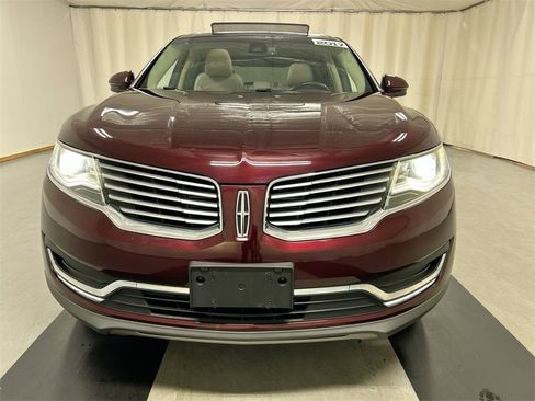 Used 2017 Lincoln MKX Reserve image 3