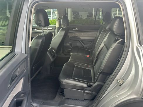 Used 2021 Volkswagen Atlas SE FWD image 15