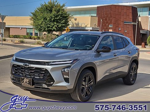 New 2026 Chevrolet Trax ACTIV w/ Sunroof Package FWD image 1