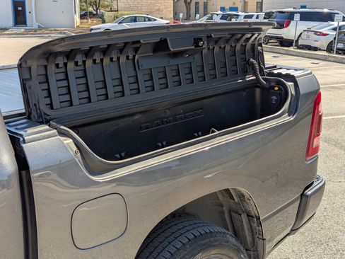 Used 2024 RAM 1500 Laramie image 44