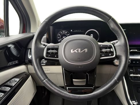 Used 2022 Kia Carnival SX Prestige FWD image 13