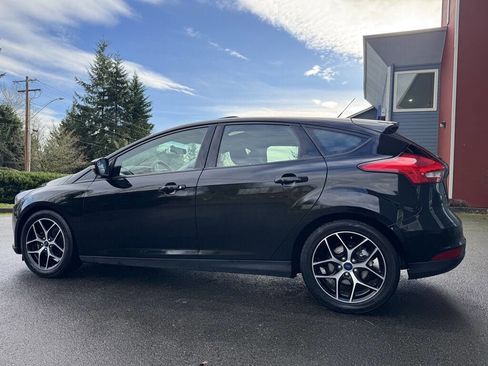 Used 2017 Ford Focus SEL image 5