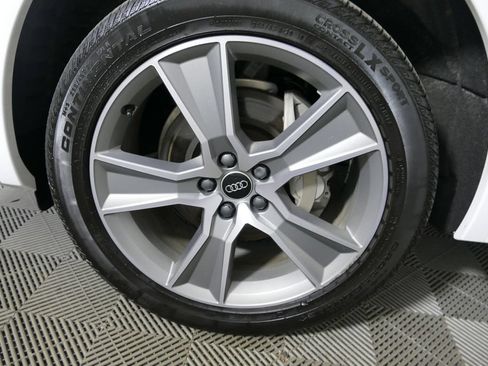 Used 2025 Audi Q5 2.0T Premium AWD/4WD image 9