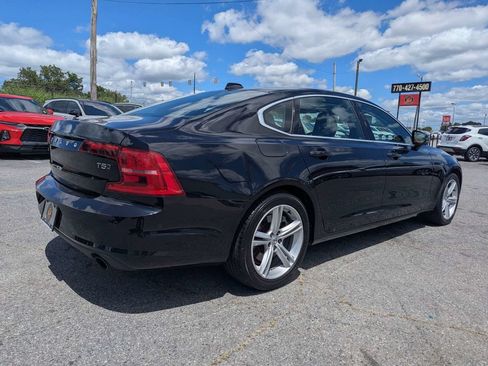 Used 2018 Volvo S90 T5 Momentum w/ Convenience Package AWD/4WD image 5