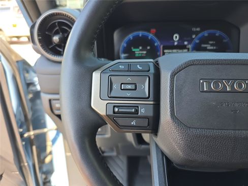 Used 2025 Toyota Land Cruiser AWD/4WD image 33
