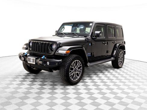 Used 2024 Jeep Wrangler High Altitude image 1
