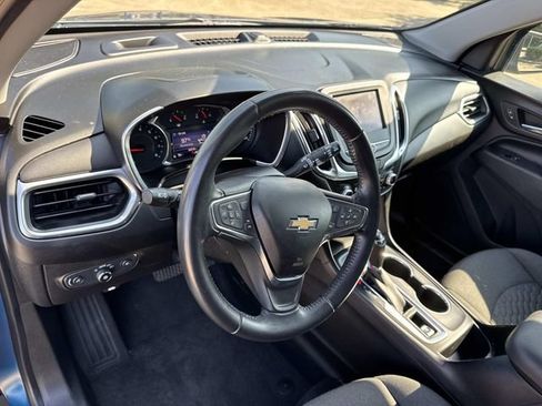 Used 2020 Chevrolet Equinox LT FWD image 23