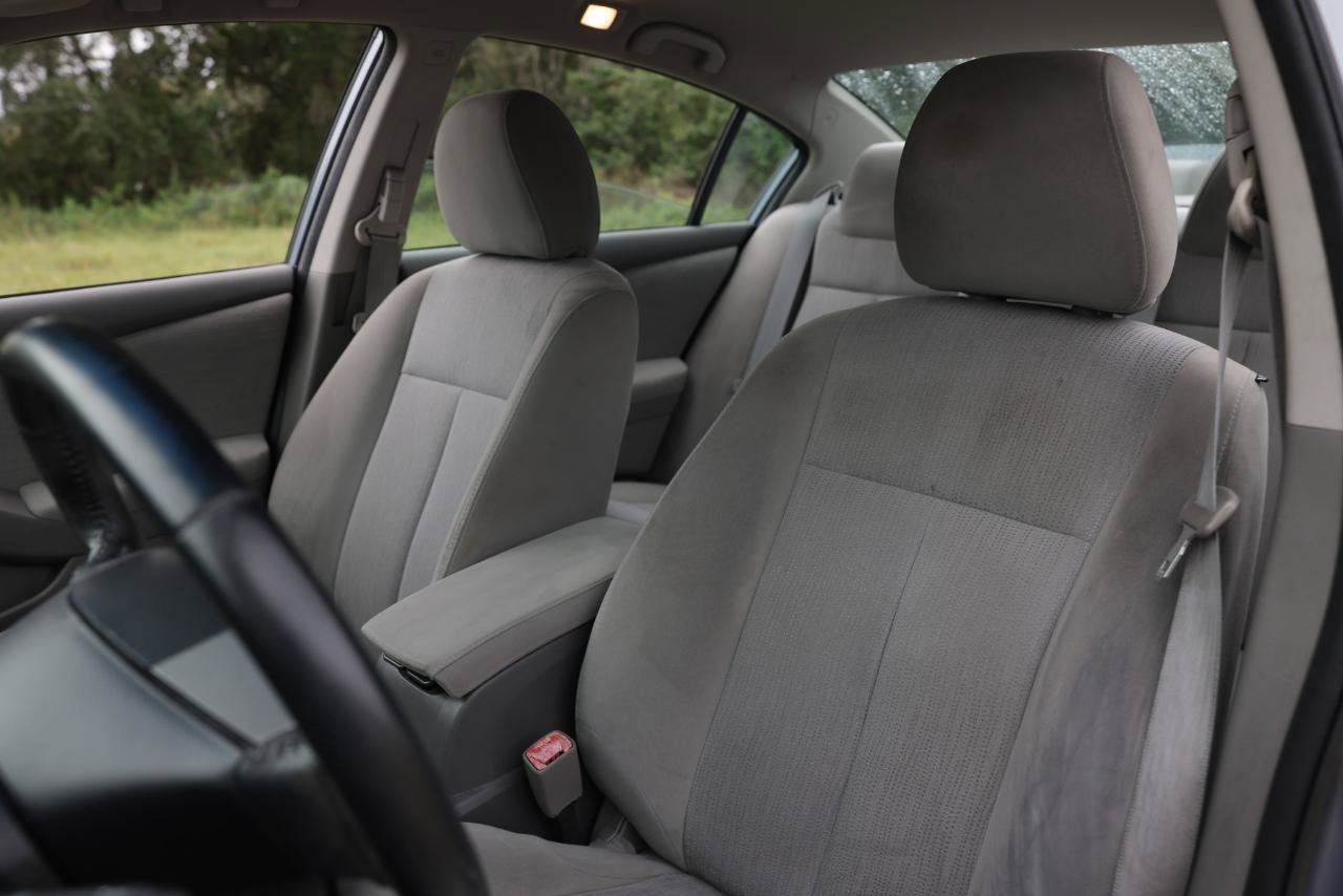 Used 2011 Nissan Altima 2.5 S w/ Convenience Pkg FWD image 6