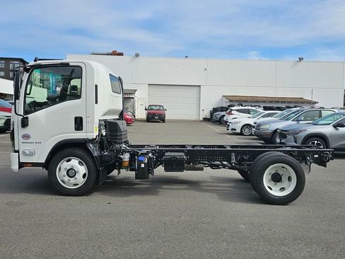 New 2025 Chevrolet Low Cab Forward 5500 XD image 2