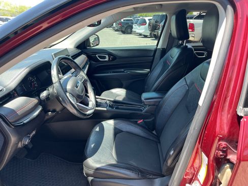 Used 2022 Jeep Compass Trailhawk w/ Sun and Sound Group AWD/4WD image 11