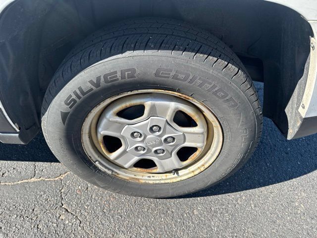 Used 2015 Jeep Patriot Sport w/ Power Value Group FWD image 6