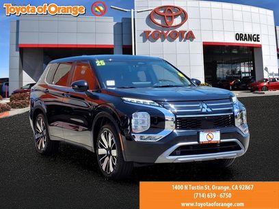 Used 2025 Mitsubishi Outlander SE