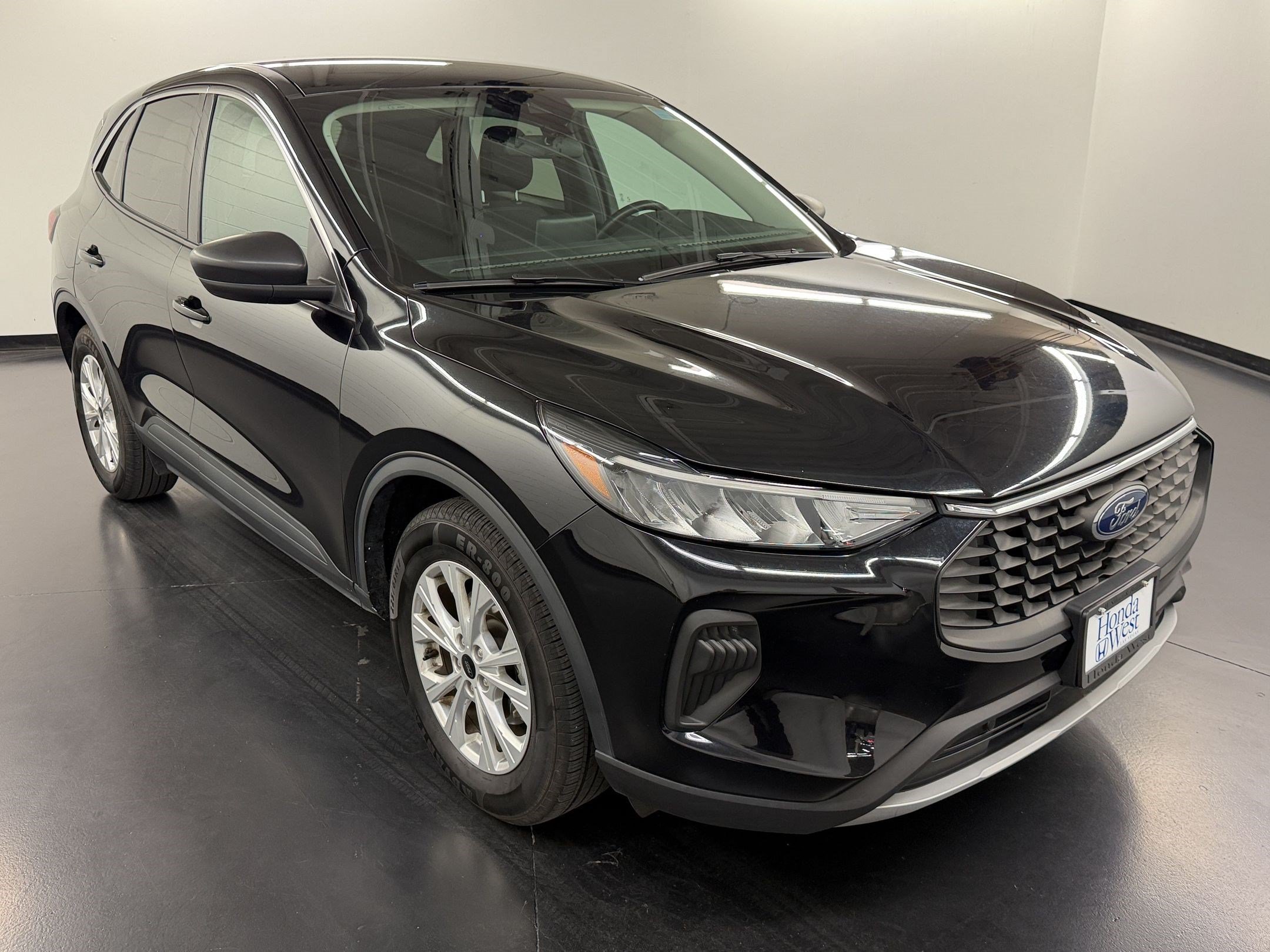Used 2024 Ford Escape Active FWD image 7