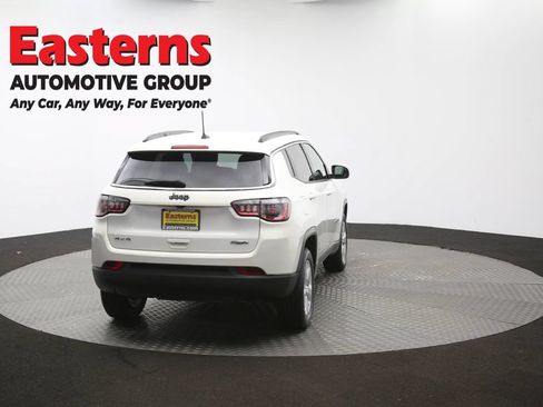 Used 2020 Jeep Compass Latitude w/ Popular Equipment Group AWD/4WD image 40