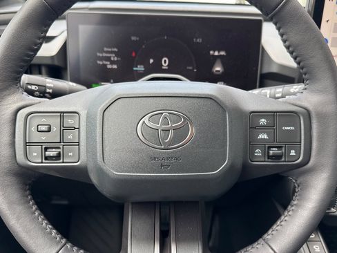 Certified 2026 Toyota RAV4 XSE w/ Illumination Package (TMS) AWD/4WD image 30