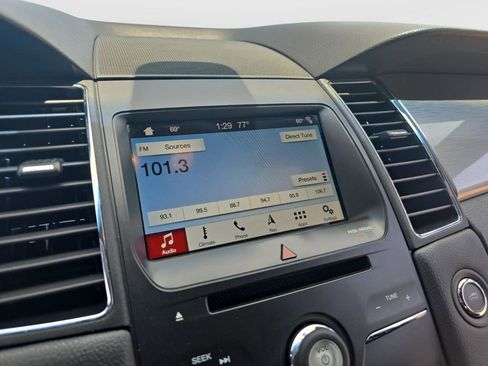 Used 2019 Ford Taurus SEL w/ Equipment Group 201A FWD image 26