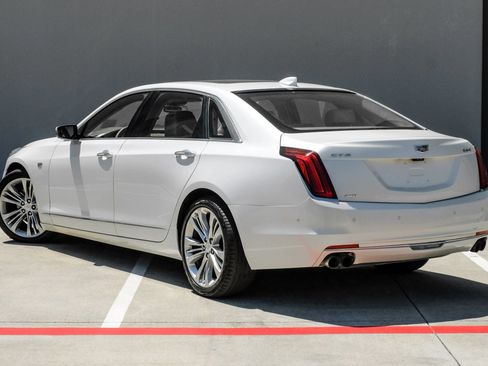 Used 2018 Cadillac CT6 Platinum AWD/4WD image 9