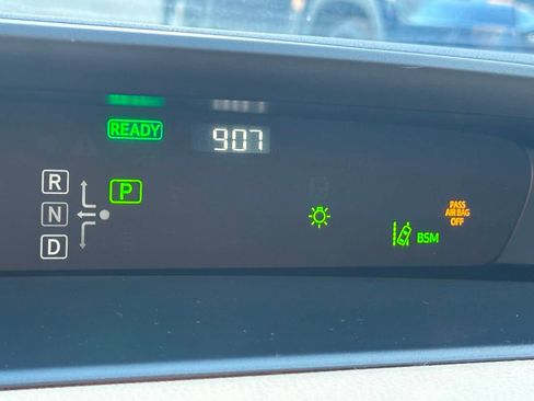 Used 2021 Toyota Prius LE image 48