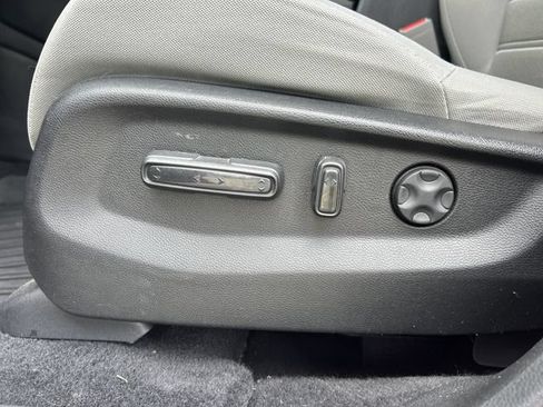 Used 2022 Honda CR-V EX image 12